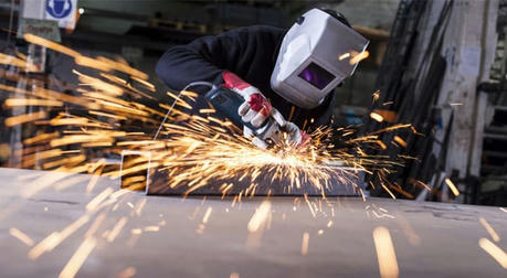 Weld Your Future in the United States: Elevate Your Career